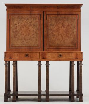 SKÅP, nyklassicism, tidigt 1900-tal.