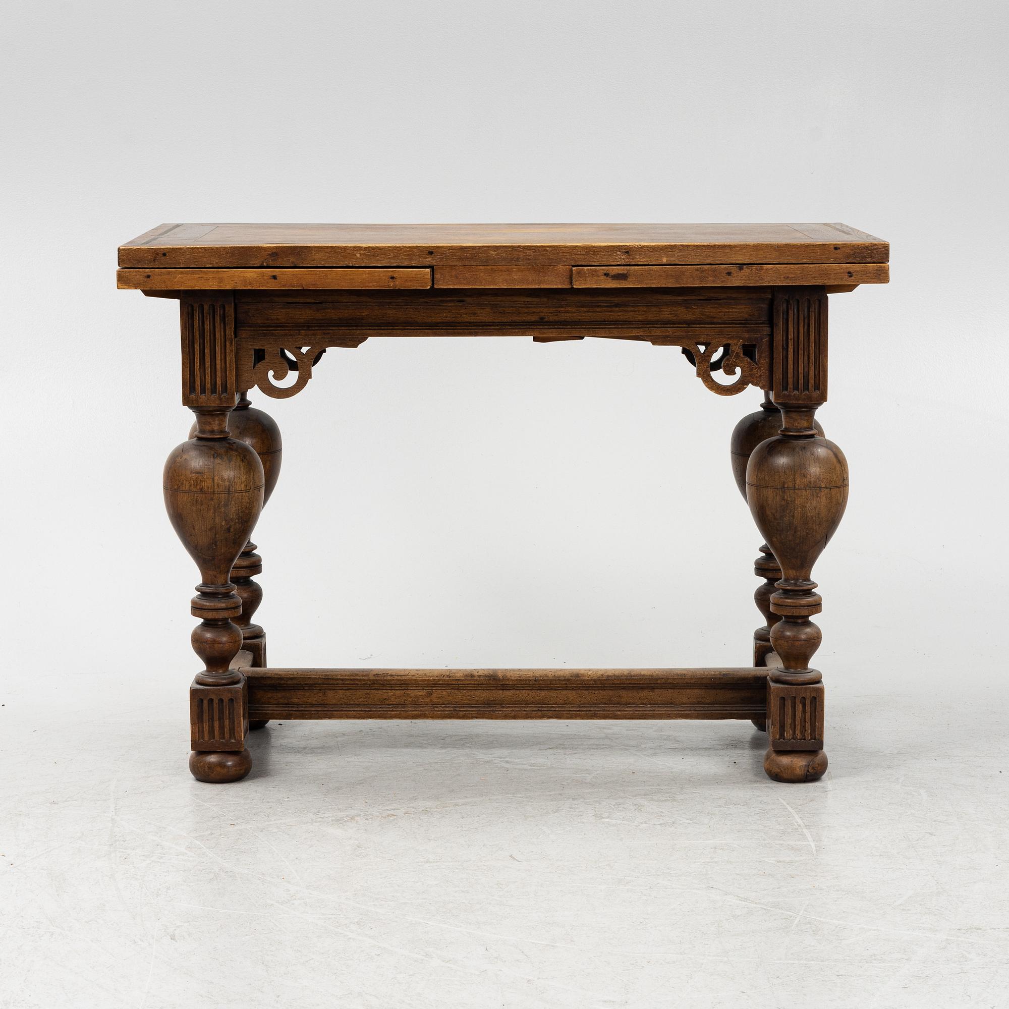 A Baroque table, 18th Century.