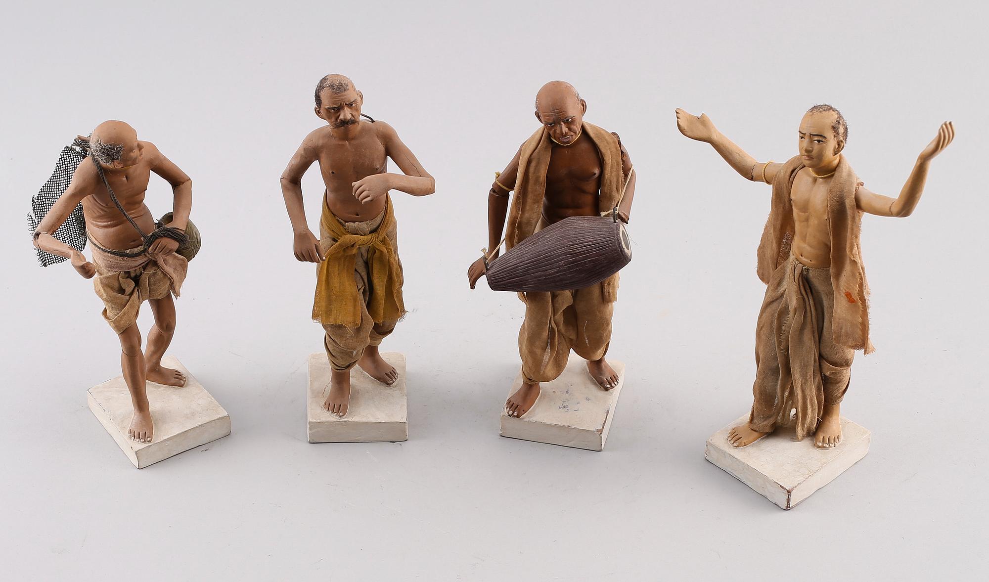FIGURER, 4 st, terracotta, orientaliska, 1900-talets mitt.