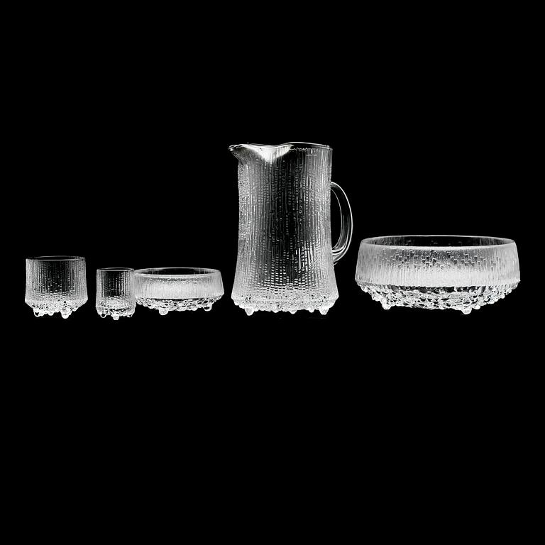 GLASSERVISDELAR, 22 st, "Ultima Thule", Tapio Wirkkala, Iittala.