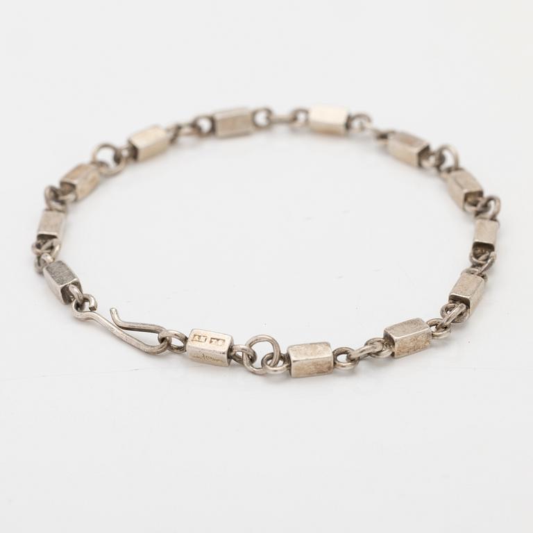 Wiwen Nilsson, Bracelet, sterling silver, Lund, 1945.