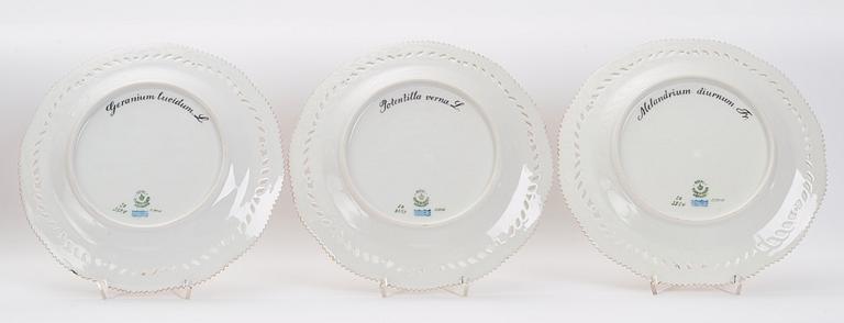 A Royal Copenhagen 'Flora Danica' part dinner service, Denmark, 20th Century.