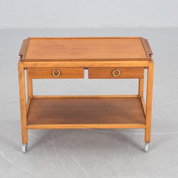 SERVERINGSBORD, 1900-talets andra hälft.