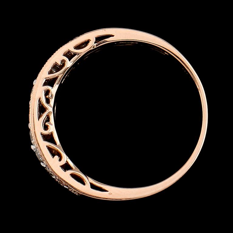 RING, 14K roséguld, diamanter tot ca 0.50 ct.