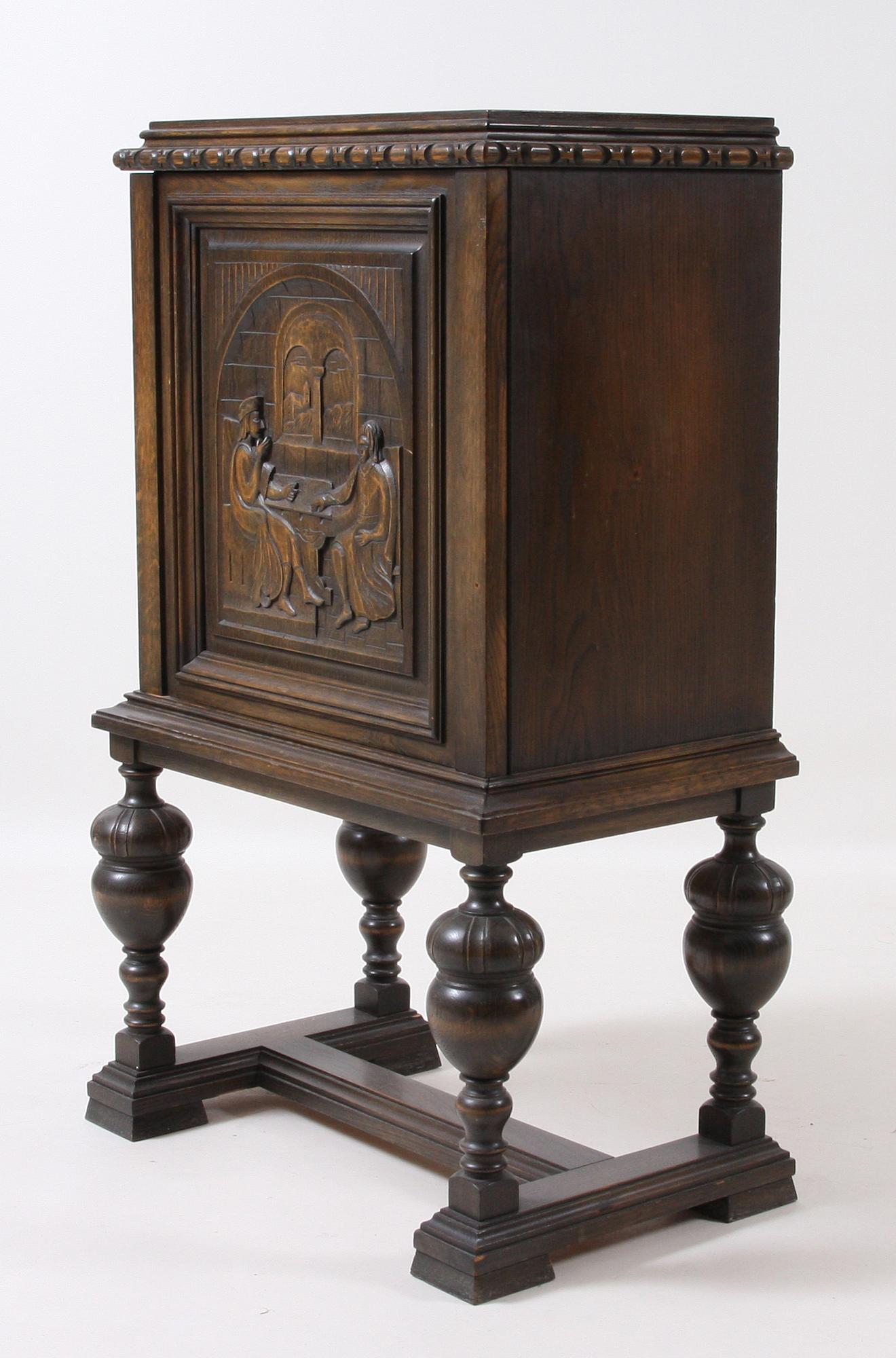 SCHATULL, 1900-talets första hälft.