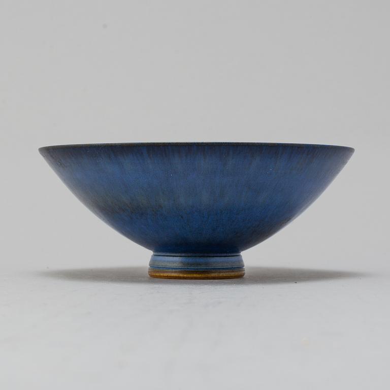 BERNDT FRIBERG, a stoneware bowl, from Gustavsbergs studio, 1962, signed.