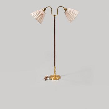 GOLVLAMPA, omkring 1900-talets mitt.