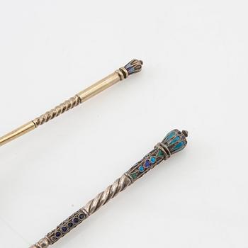 Spoons 2 pcs Russia silver and enamel 1908-26.