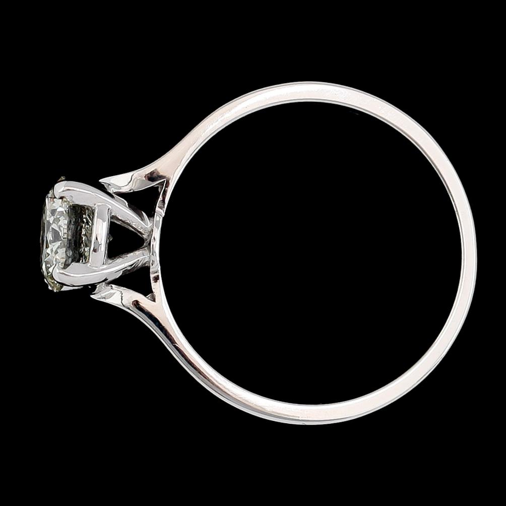 RING, 18K vitguld, solitär briljantslipad diamant ca 1.05 ct. Vikt ca 4 g.