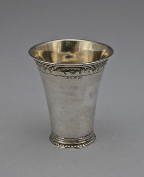 BÄGARE, silver, Conrad Heitmüller, Nyköping 1770. Vikt ca 59 g.