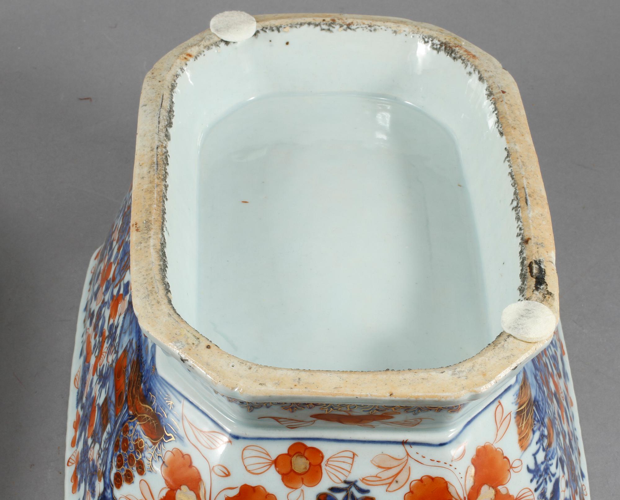 TERRIN, porslin, Kina, 1700-tal.
