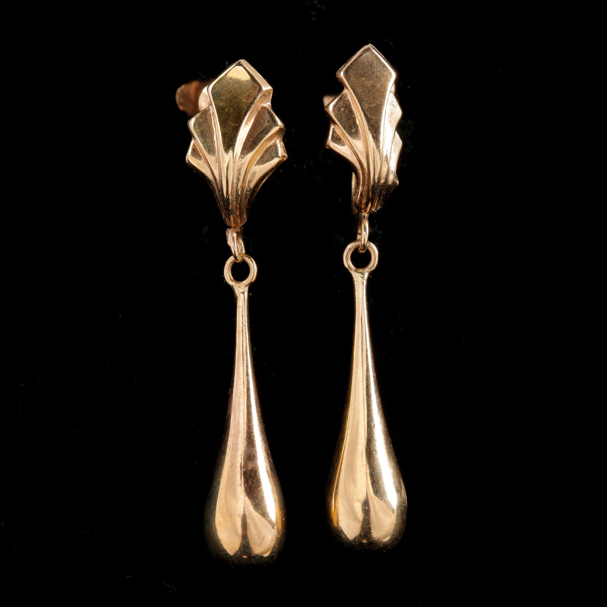 PARTI SMYCKEN, 3 delar, 18k guld. Tot vikt 9 g, 1900-tal.