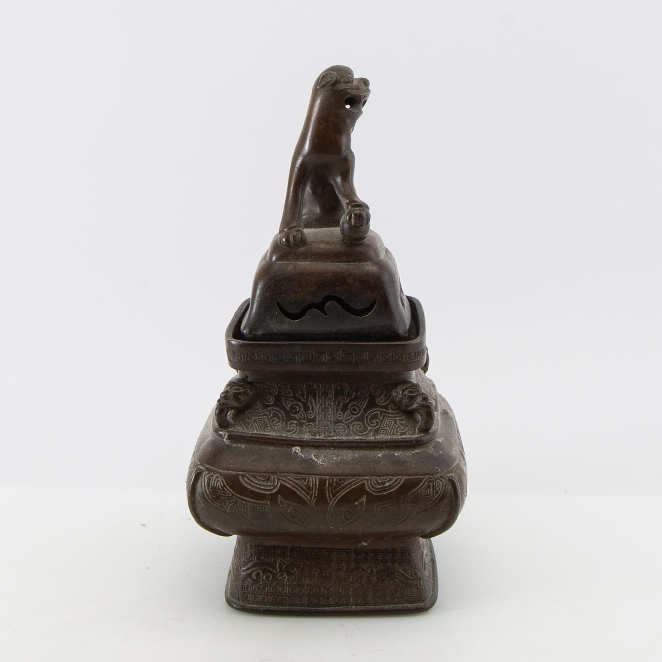 Incense burner China 18th/19th century bronze.