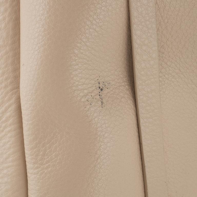 Balenciaga, Pebbled Calfskin 'Everyday Tote Bag'.