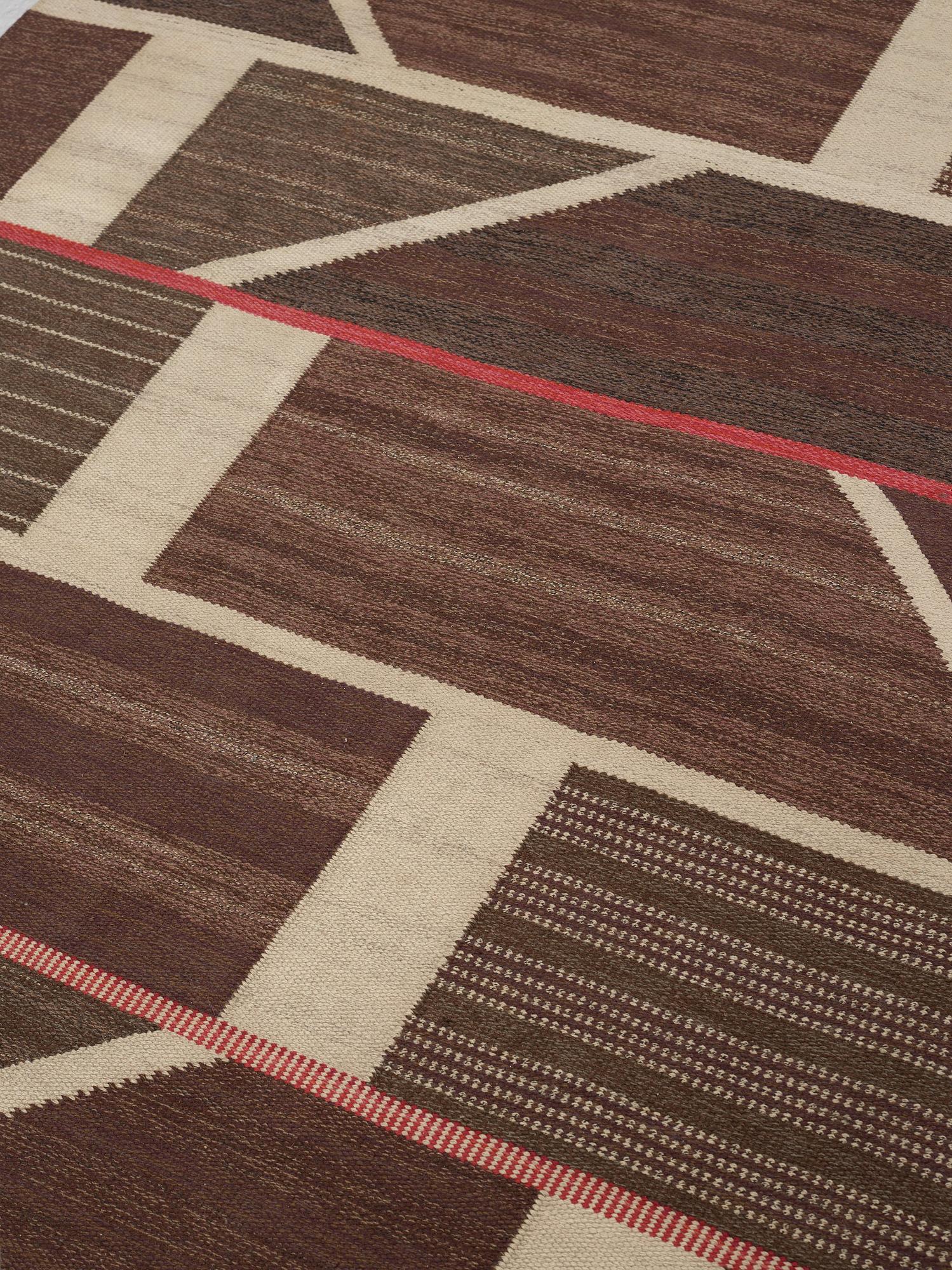 Marianne Richter, MATTA, "Korsvirke, Plommon med rött", rölakan, ca 240,5 x 167 cm, signerad AB MMF MR.