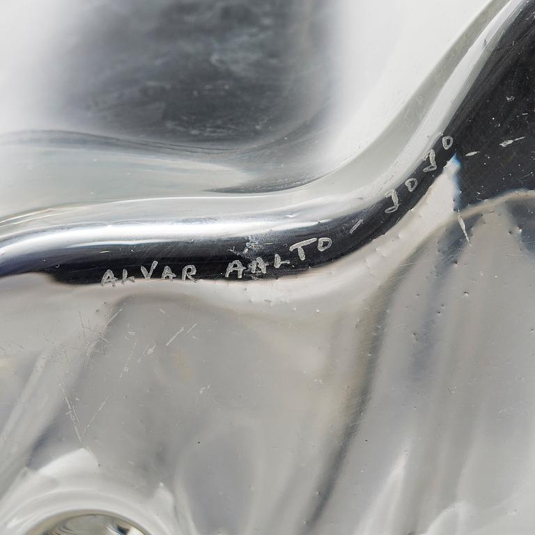 ALVAR AALTO, two glass vases, signed Alvar Aalto.