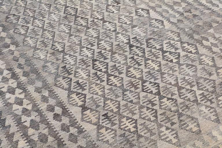A CARPET, Kilim, ca 290 x 200 cm.