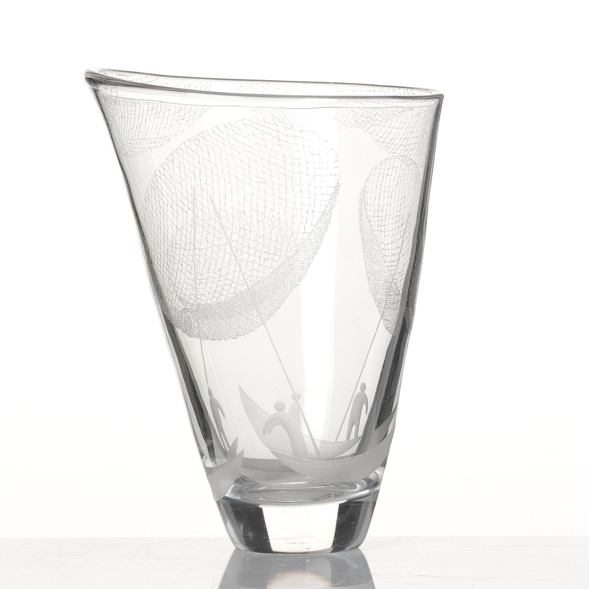 Vicke Lindstrand, an engraved glass vase, Kosta, Sweden 1950-60s.