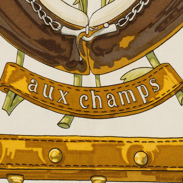 SCARF, "Aux champs" HERMÈS.