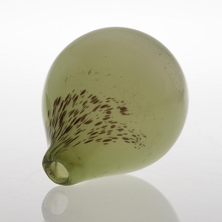 TAPIO WIRKKALA, MALJAKKO, "Päärynä", lasia, signeerattu Tapio Wirkkala Iittala.