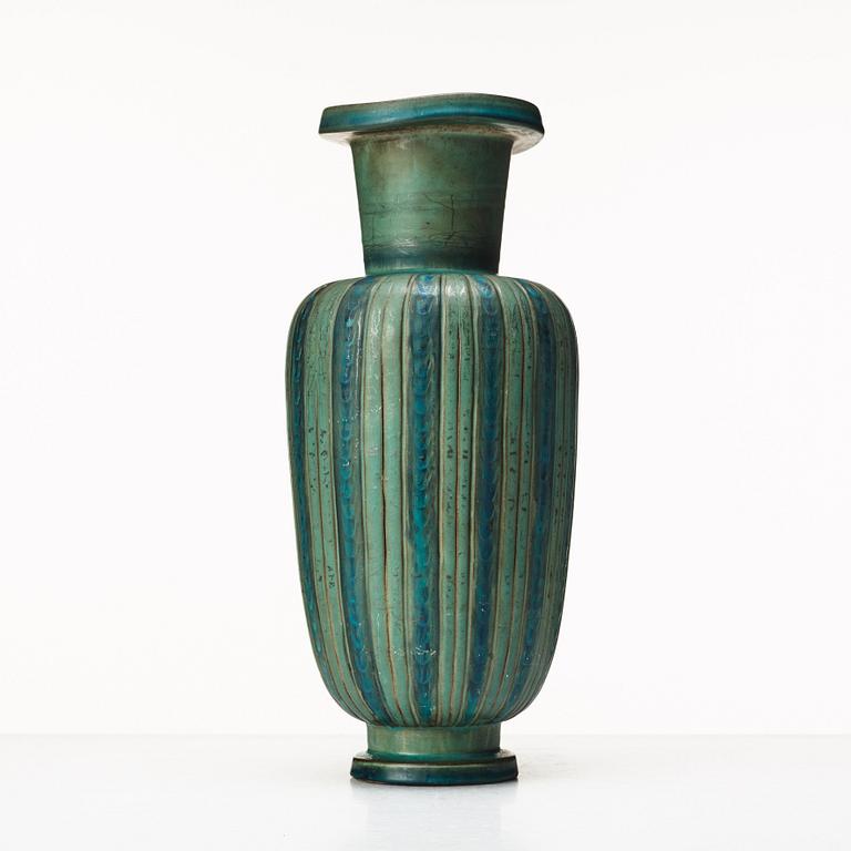 Wilhelm Kåge, a "Farsta" stoneware vase, Gustavsberg studio, Sweden 1940-50's.