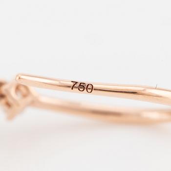 Örhängen 18K roséguld med odlade sötvattenspärlor och briljantslipade diamanter.