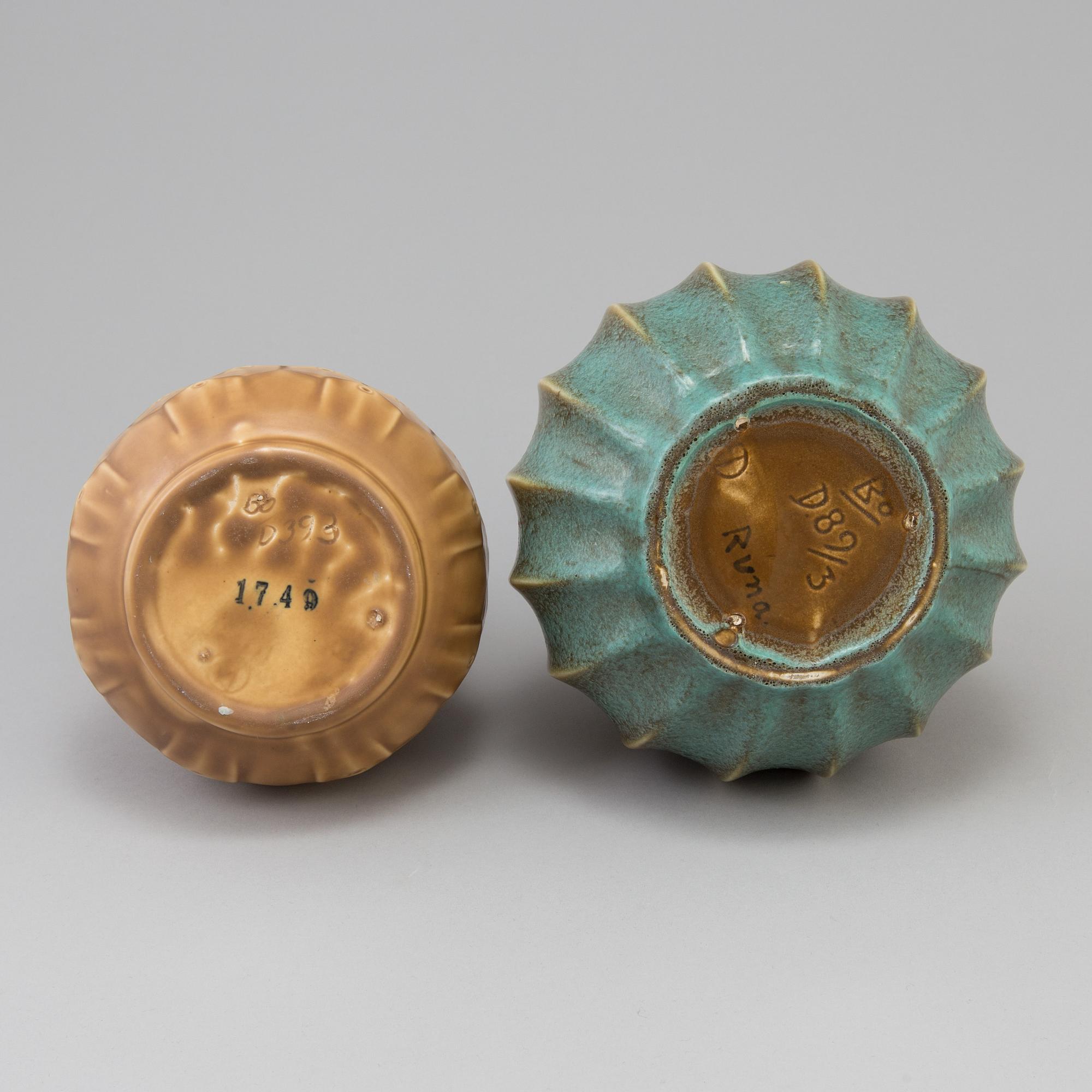 EWALD DAHLSKOG, two fayance vases by Bo Fajans in the 1930's.