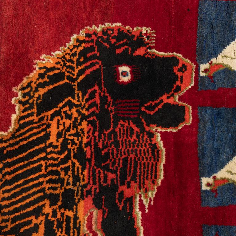 Matta semianti Qashqai södra Persien, ca 210 x 11 cm.