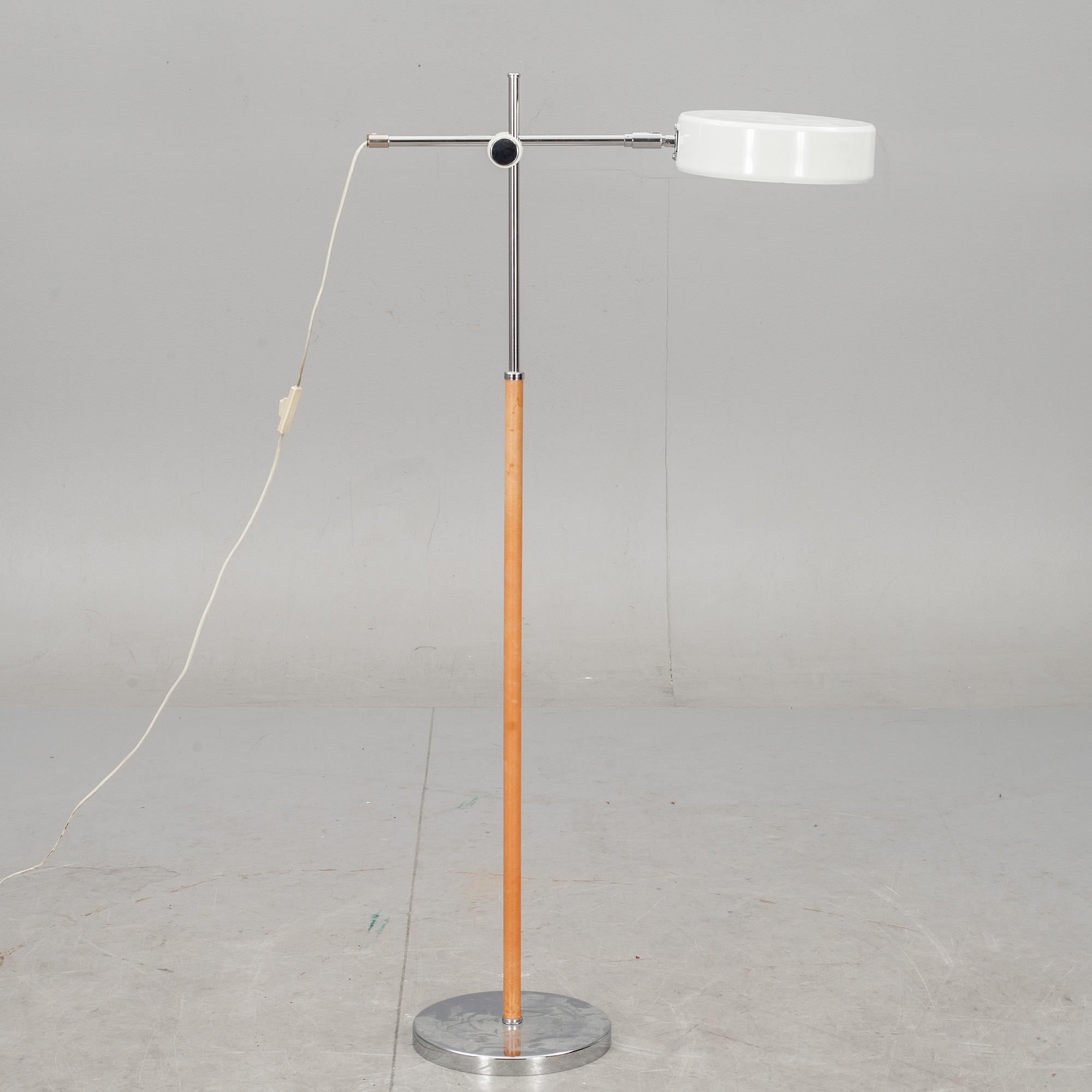 GOLVLAMPA, modell nr 591 Simris/Olympia, Anders PehrsonAtelje Lyktan, Åhus.