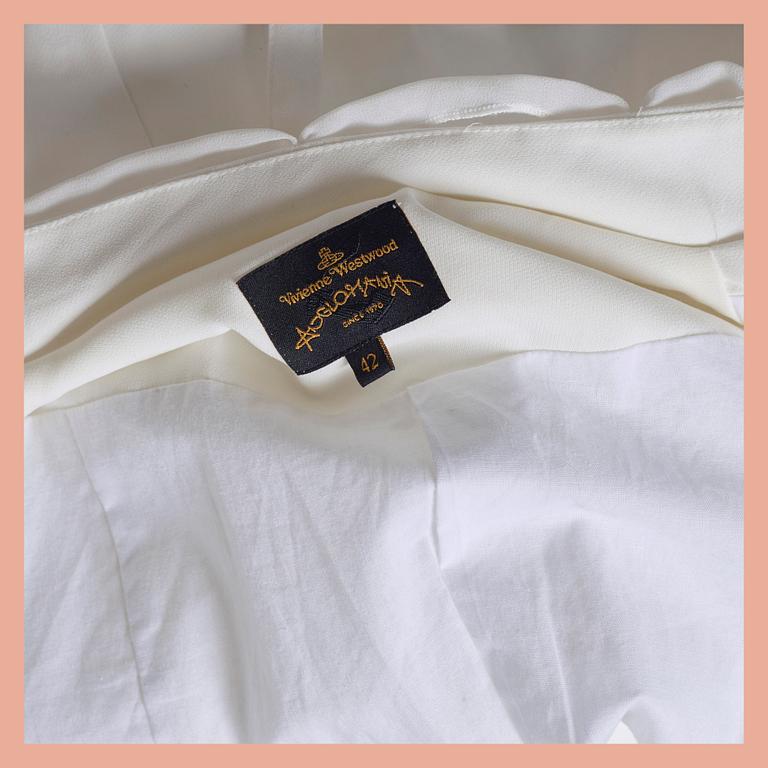KAVAJ, Vivienne Westwood, storlek 42.