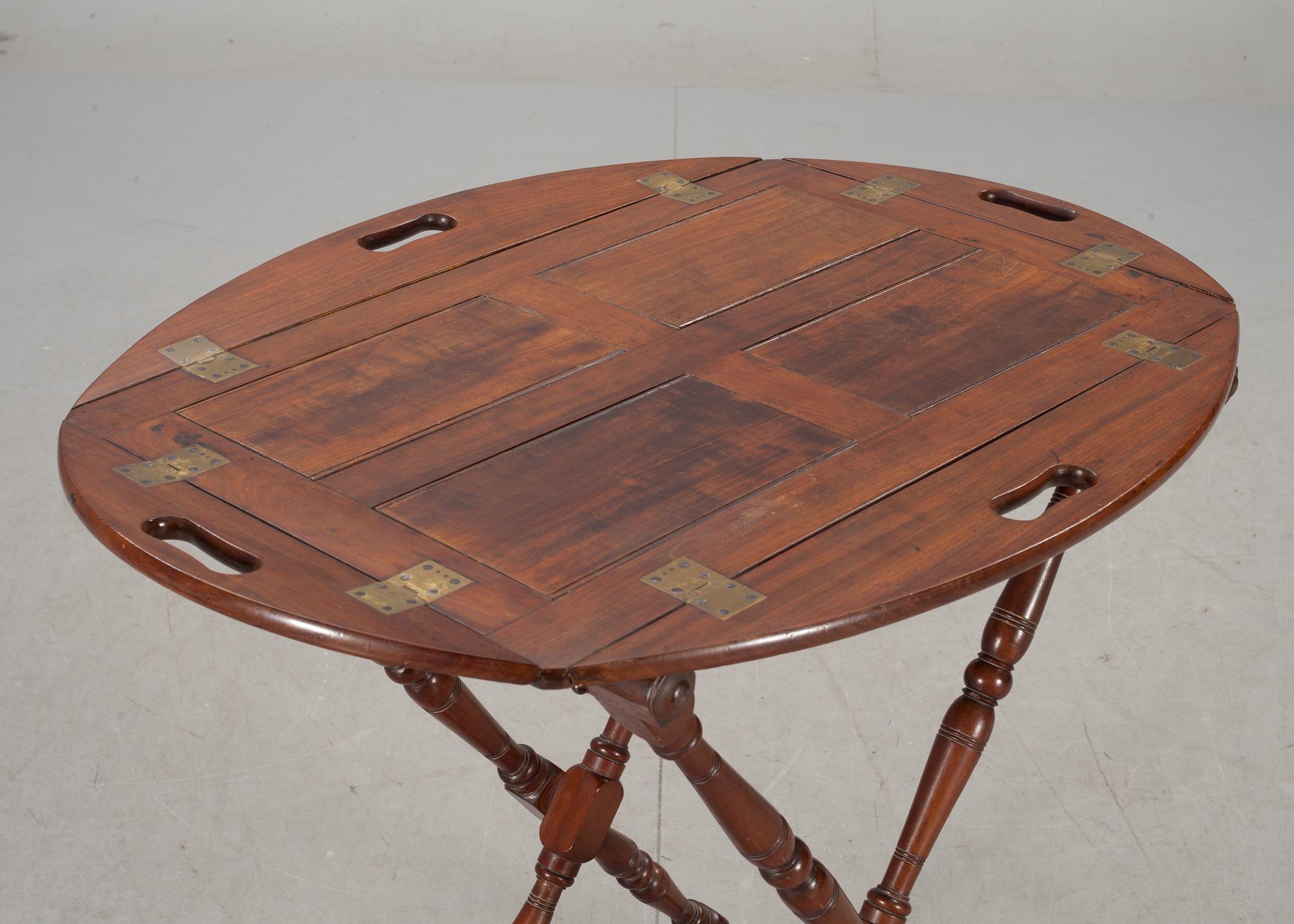 BORD, sk "Butlers Tray", 1900-tal.