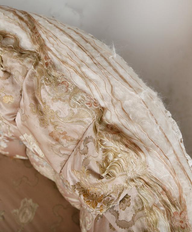 FÅTÖLJER, 1 par, sent 1800-tal.