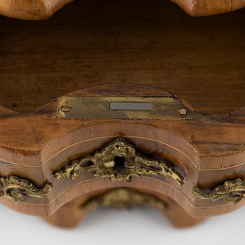 Miniatyrbyrå, Senbarockstil, 1900-tal.