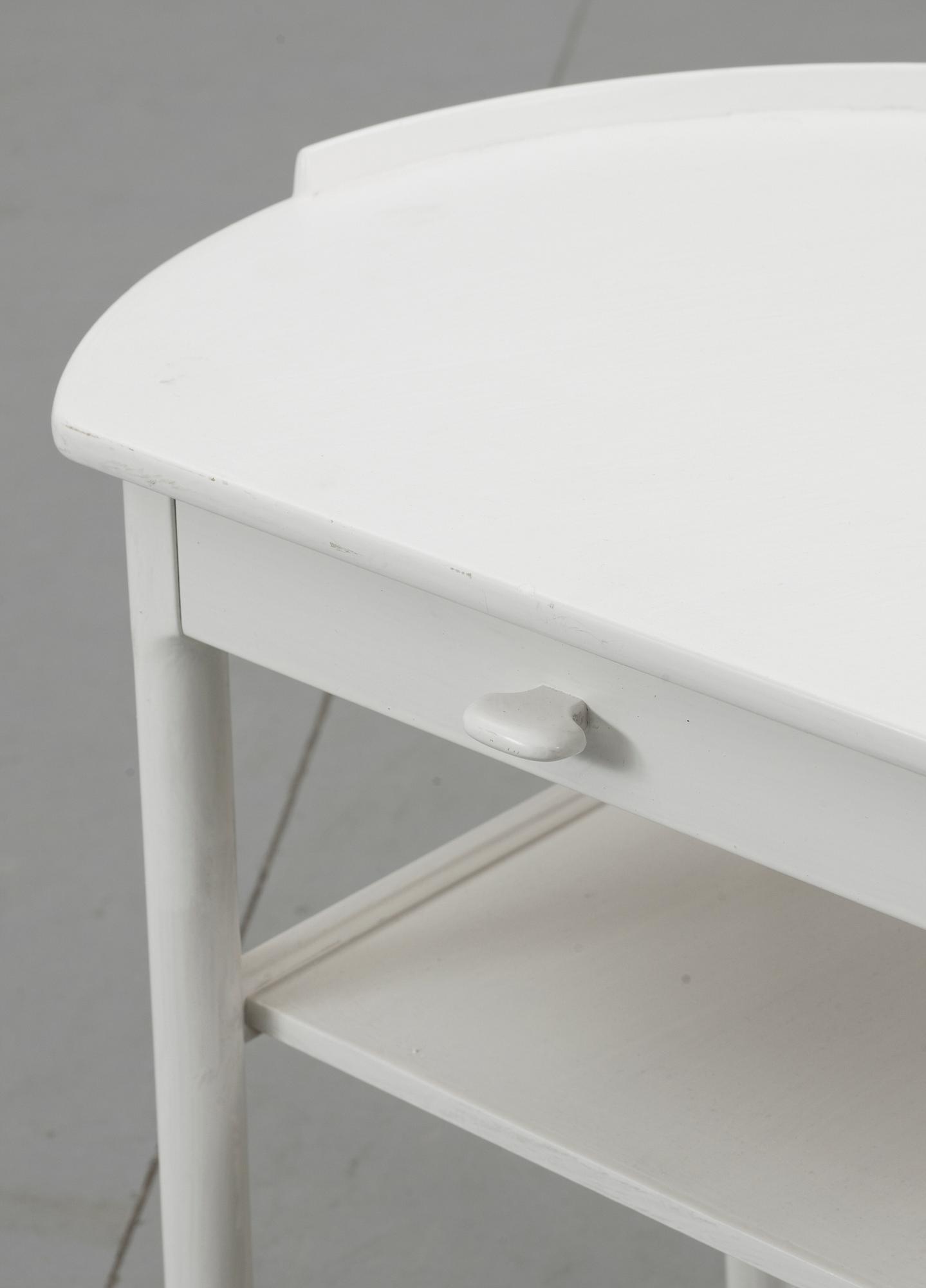 NATTDUKSBORD, ett par, S. Engström, Bodafors.