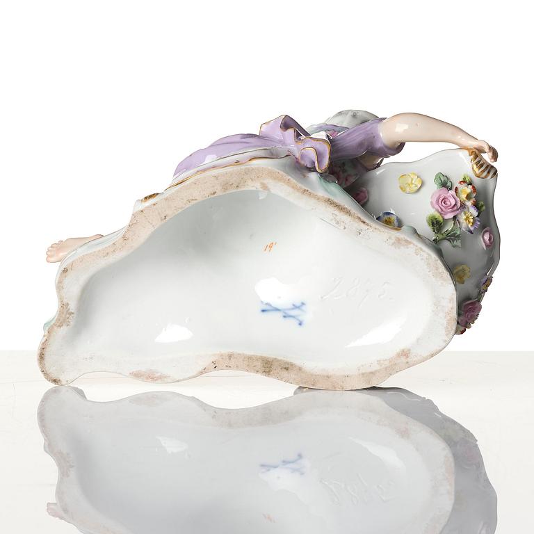 A pair of porcelain salt cellars, Meissen, Germany, late 19th century.