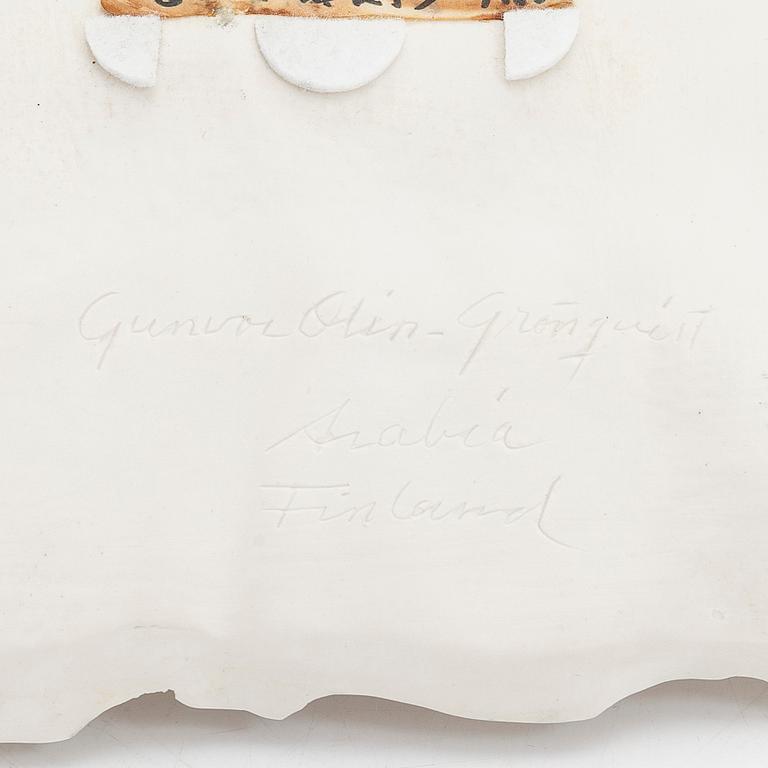 Gunvor Olin-Grönqvist, veistos, keramiikka, signeerattu Gunvor Olin-Grönqvist Arabia Finland.