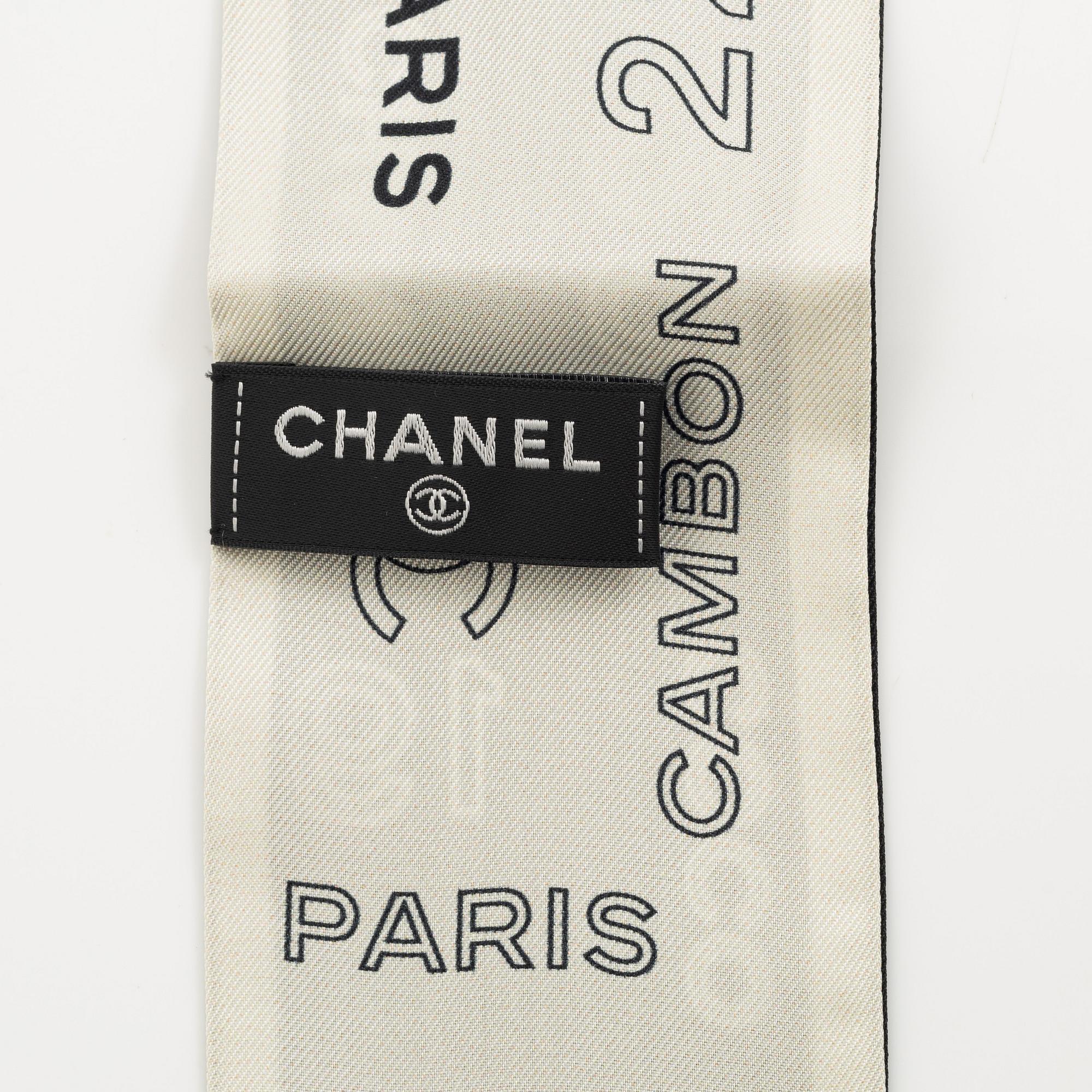 Chanel, Twilly scarf.