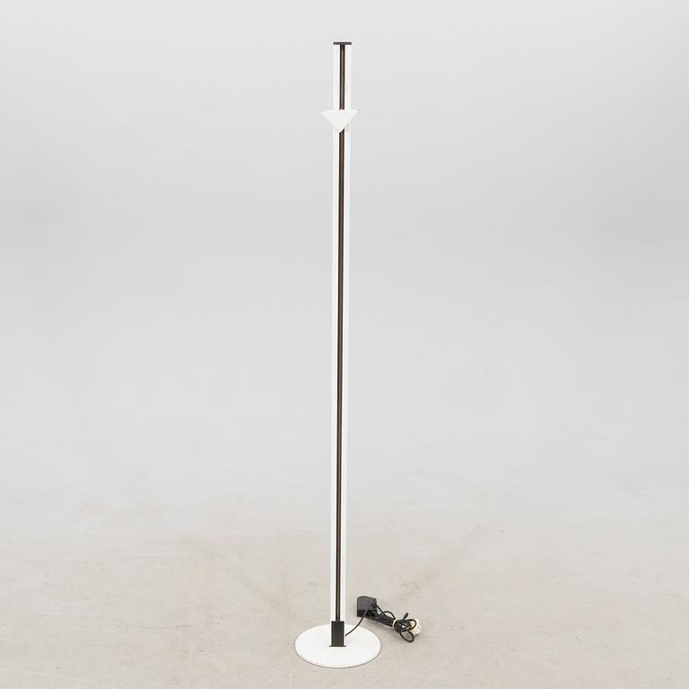 Analisi Uno golvlampa uplight för Egoluce.