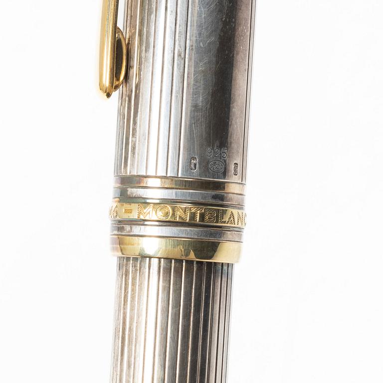 Fountain pen, Mont Blanc.