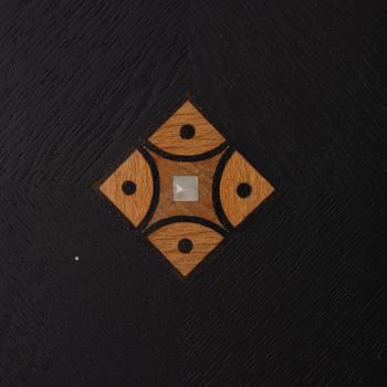 Klädskåp, 1900-talets början.