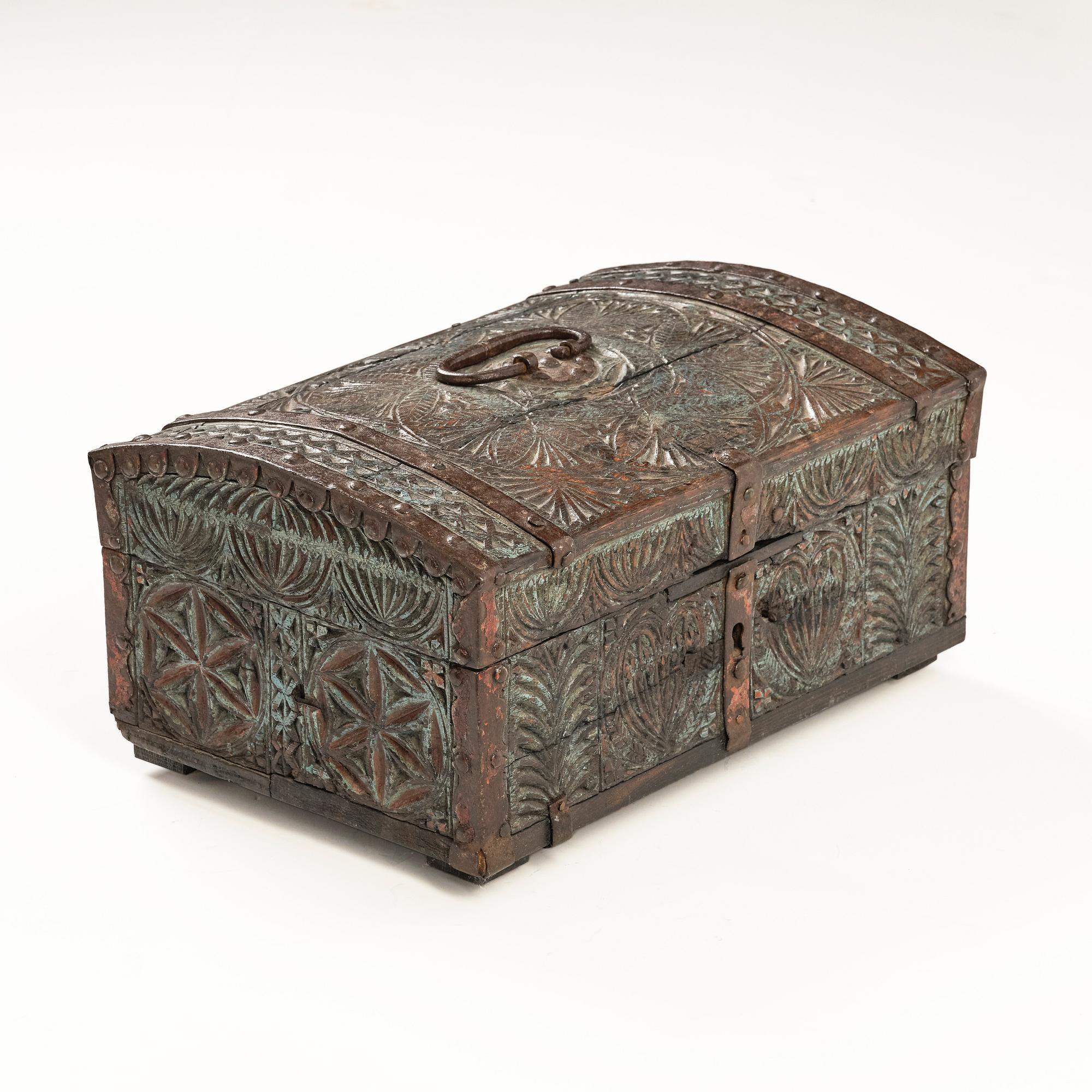 A Swedish carved baroque chest, 17th / early 18th century.