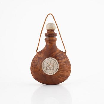 Lars Levi Sunna, a birch flask, signed.