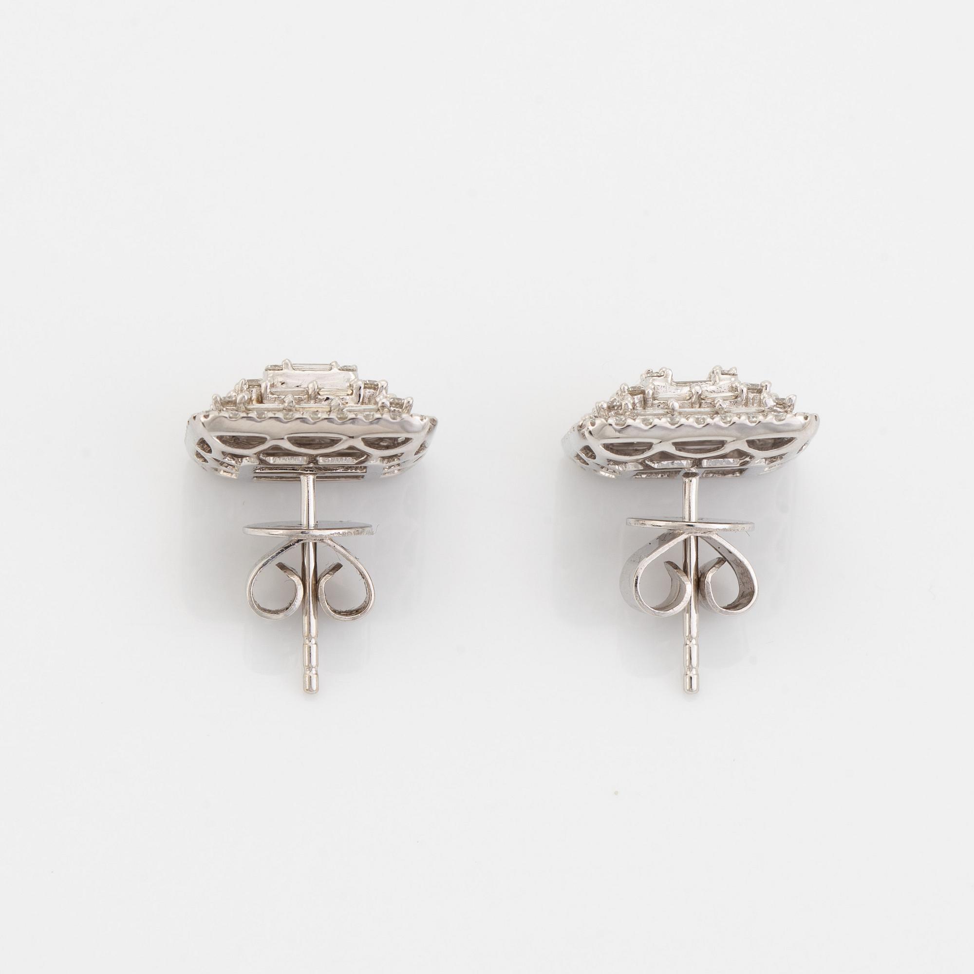 Baguette and brilliant cut diamond earrings.