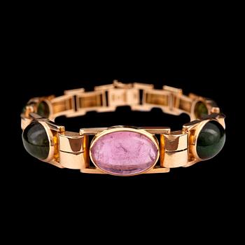 162. A pink and green tourmaline bracelet.