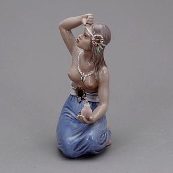FIGURIN, porslin, Dahl Jensen, Danmark, 1900-tal.