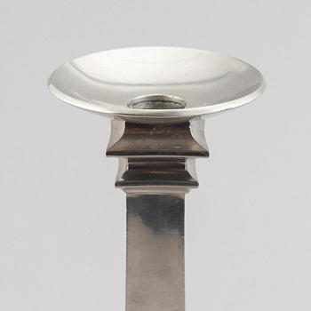 Just Andersen, ljusstakar, ett par, tenn, Danmark, 1920-30-tal.