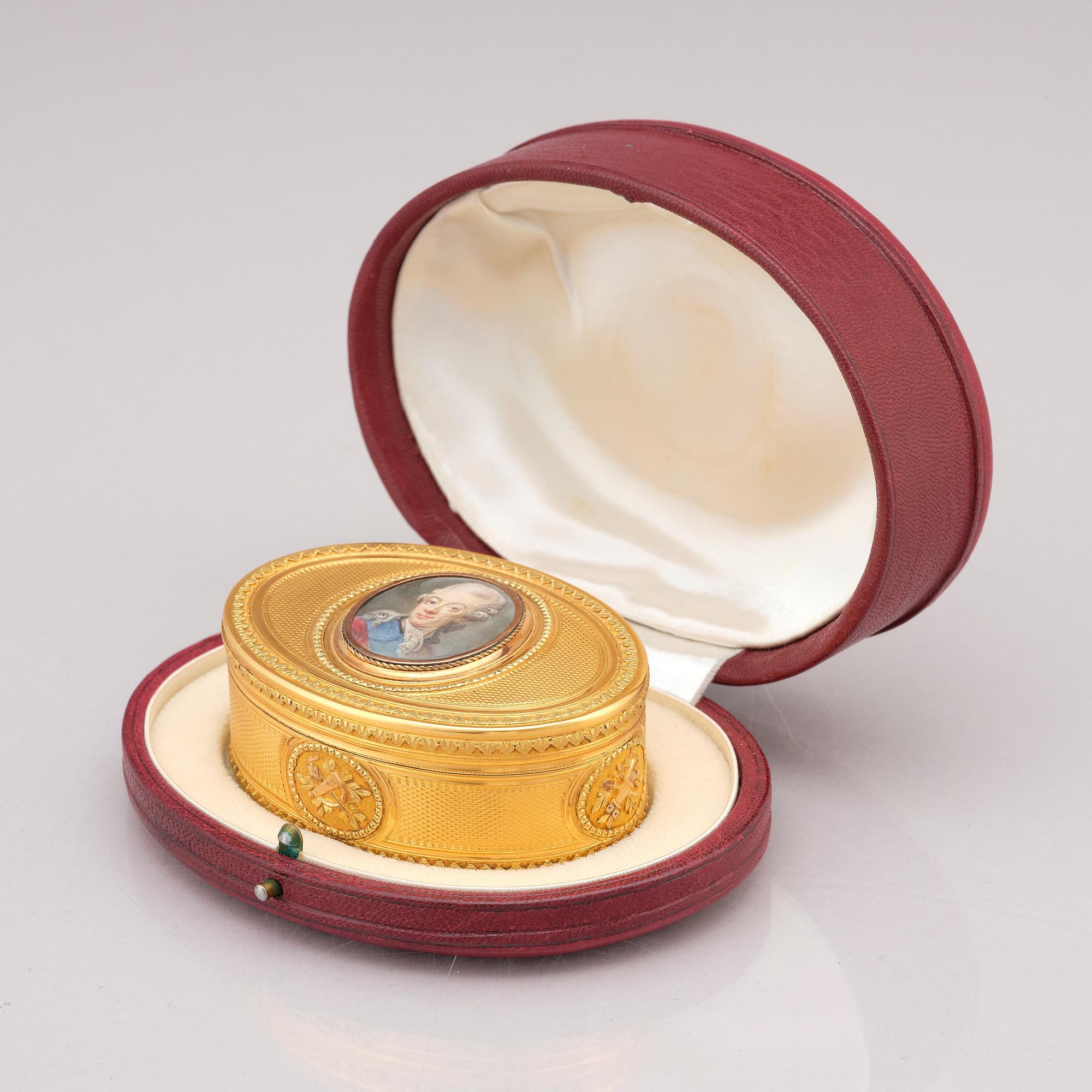 A Royal presentation gold box by Matthieu Philippe, Paris 1776-77, miniature of Gustaf III by Johan Georg Henrichsen.