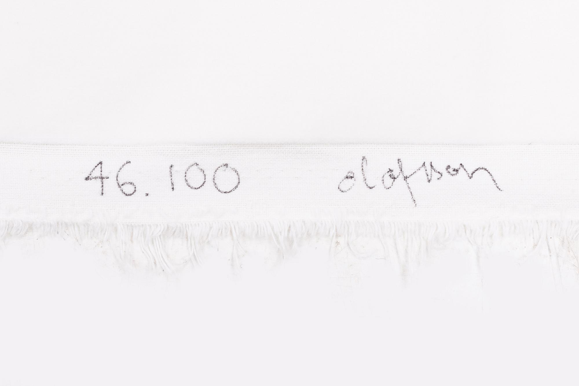 Pierre Olofsson,  väggtextil, sammet, "Trio", Nordiska Kompaniet, signerad Olofsson och numrerad 46.100 på stadkanten.