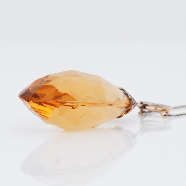 A circa 90.00 ct briolette-cut citrine and rose-cut diamond necklace.