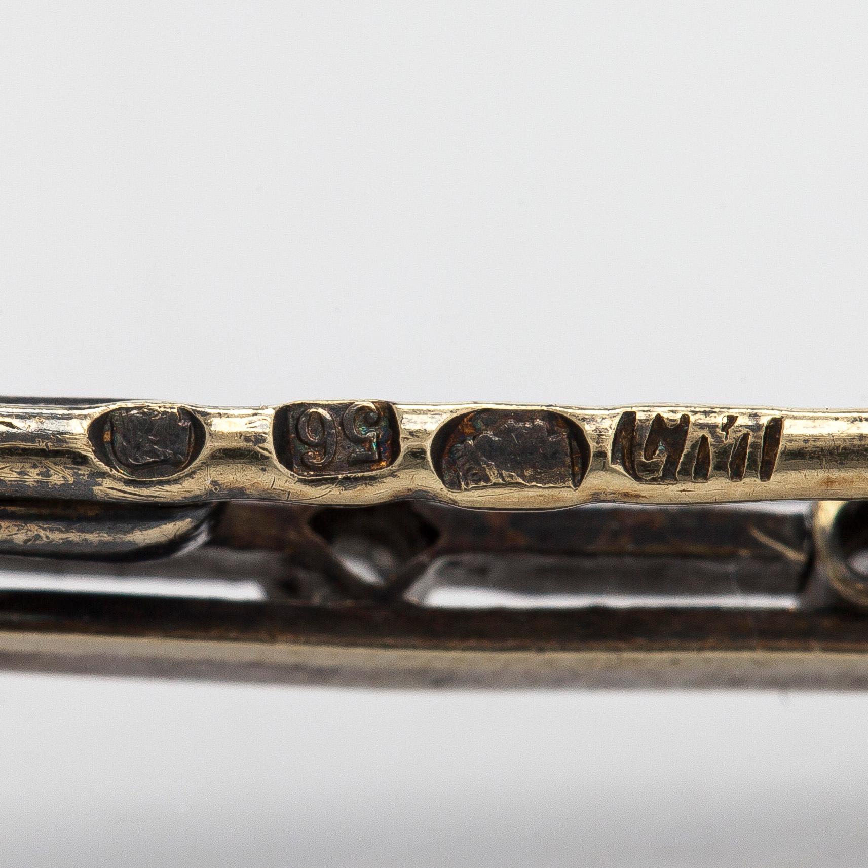 Brooch in 14K gold/silver with old-cut diamonds. Russia around year 1900.